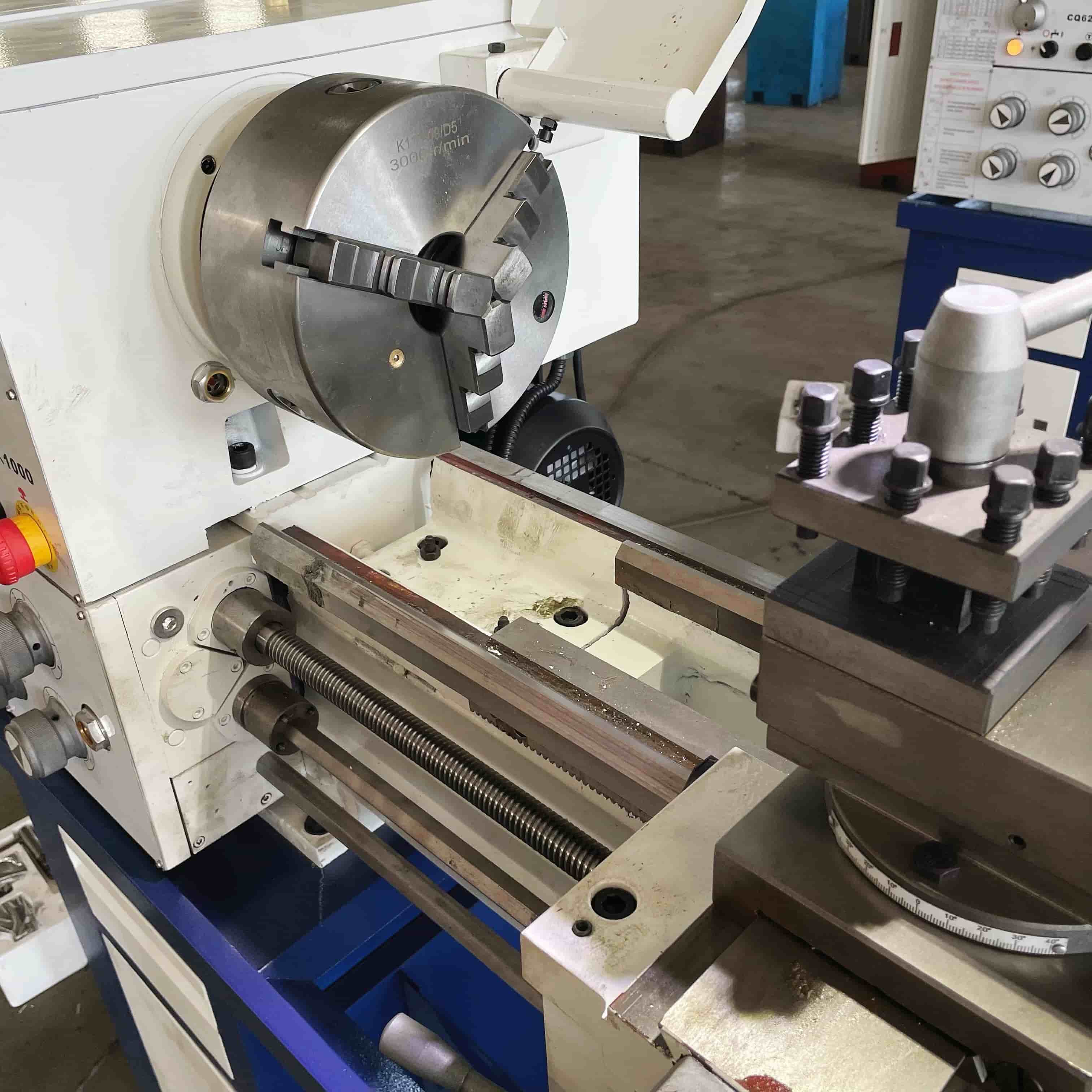 China Brand Universal Lathe China Brand Universal Lathe