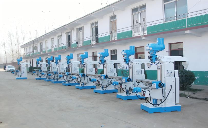 Máy phay vạn năng hạng nặng dùng cho gia công kim loại chính xác
